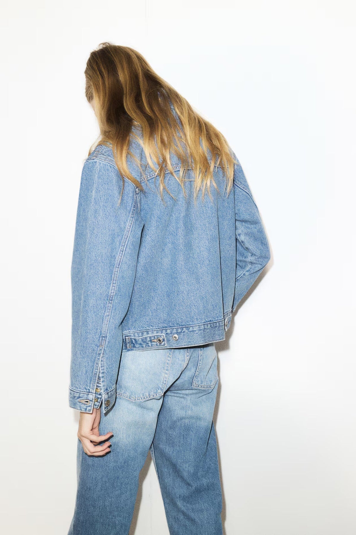 DENIM JACKET