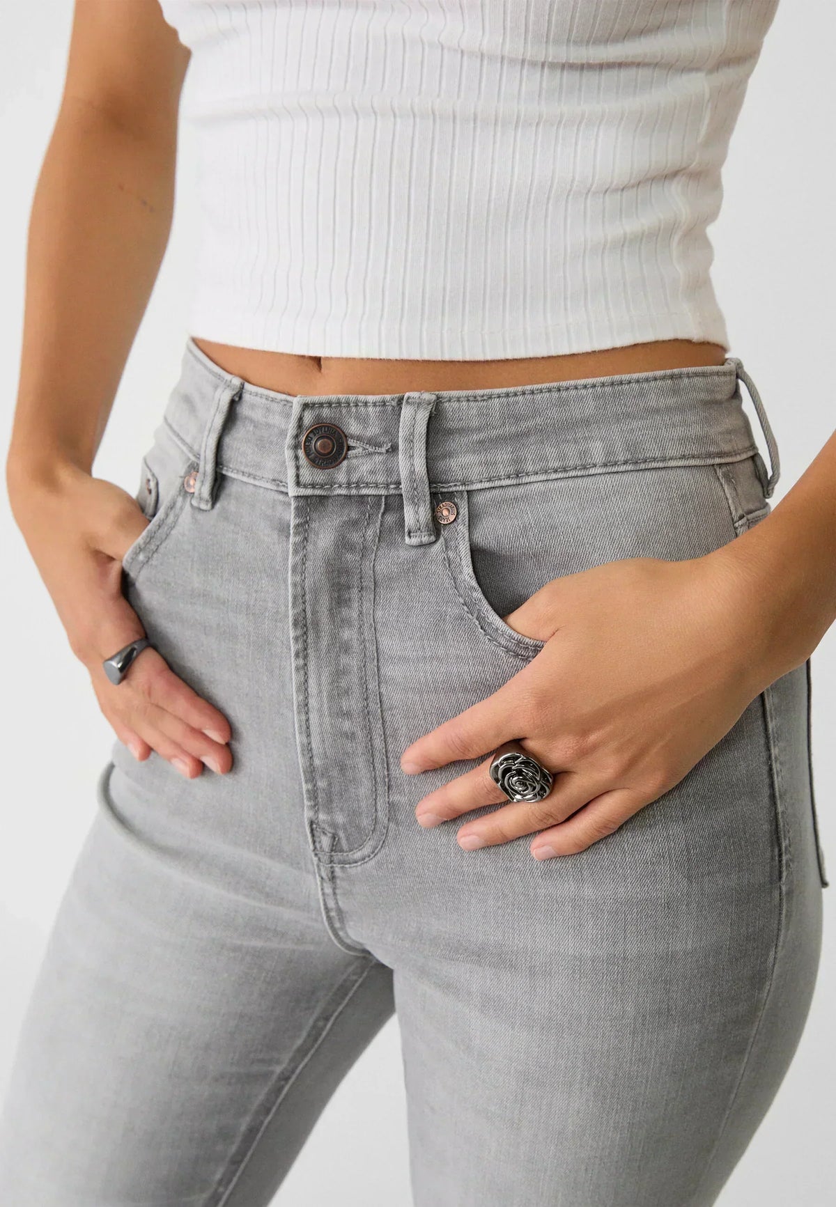 FLARED JEANS - MOON WASHED
