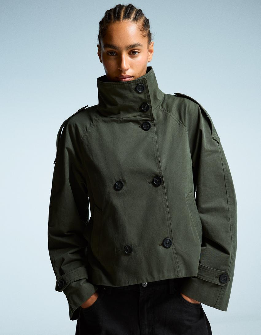 BUTTONED TRENCH COAT