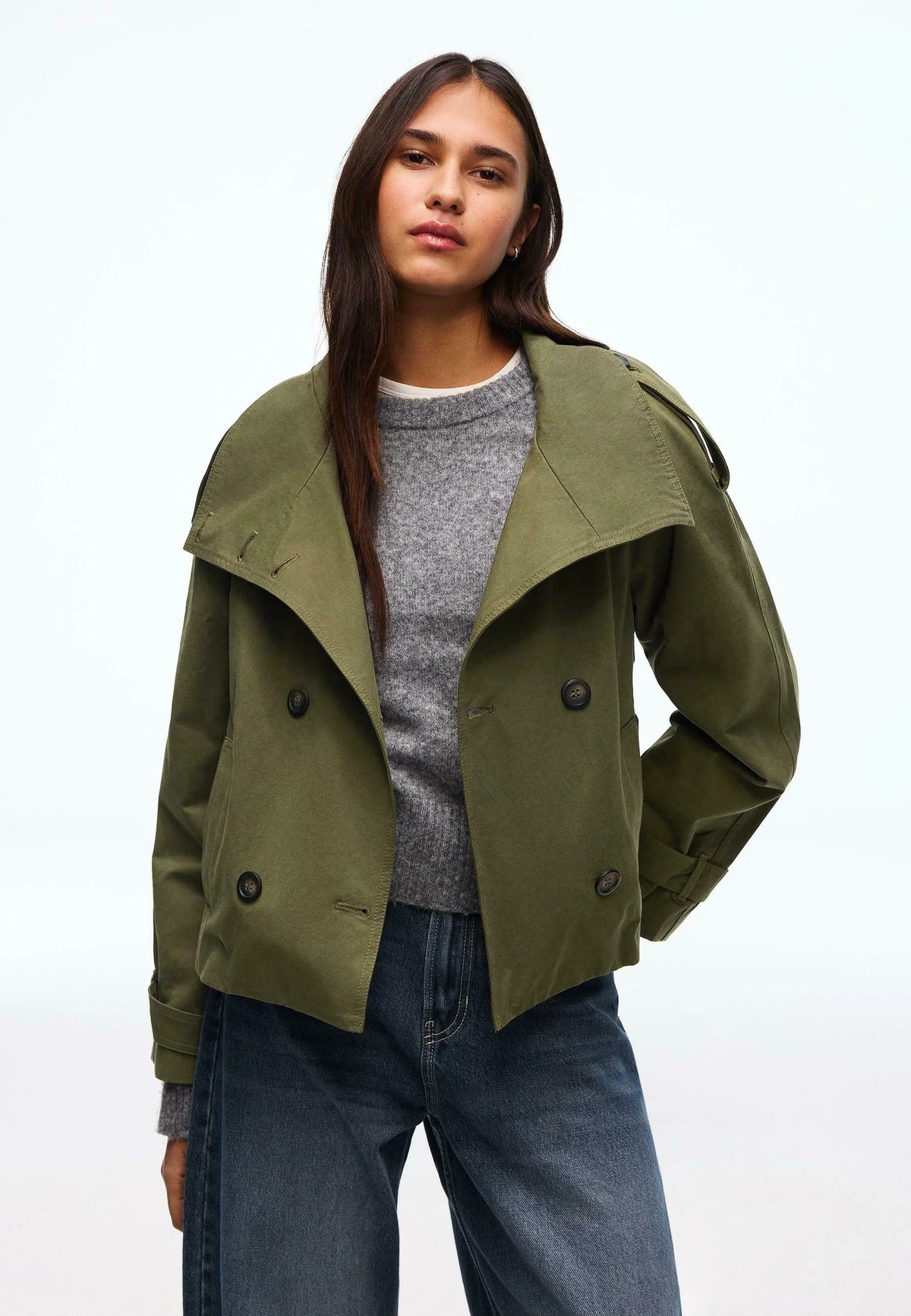BUTTONED TRENCH COAT