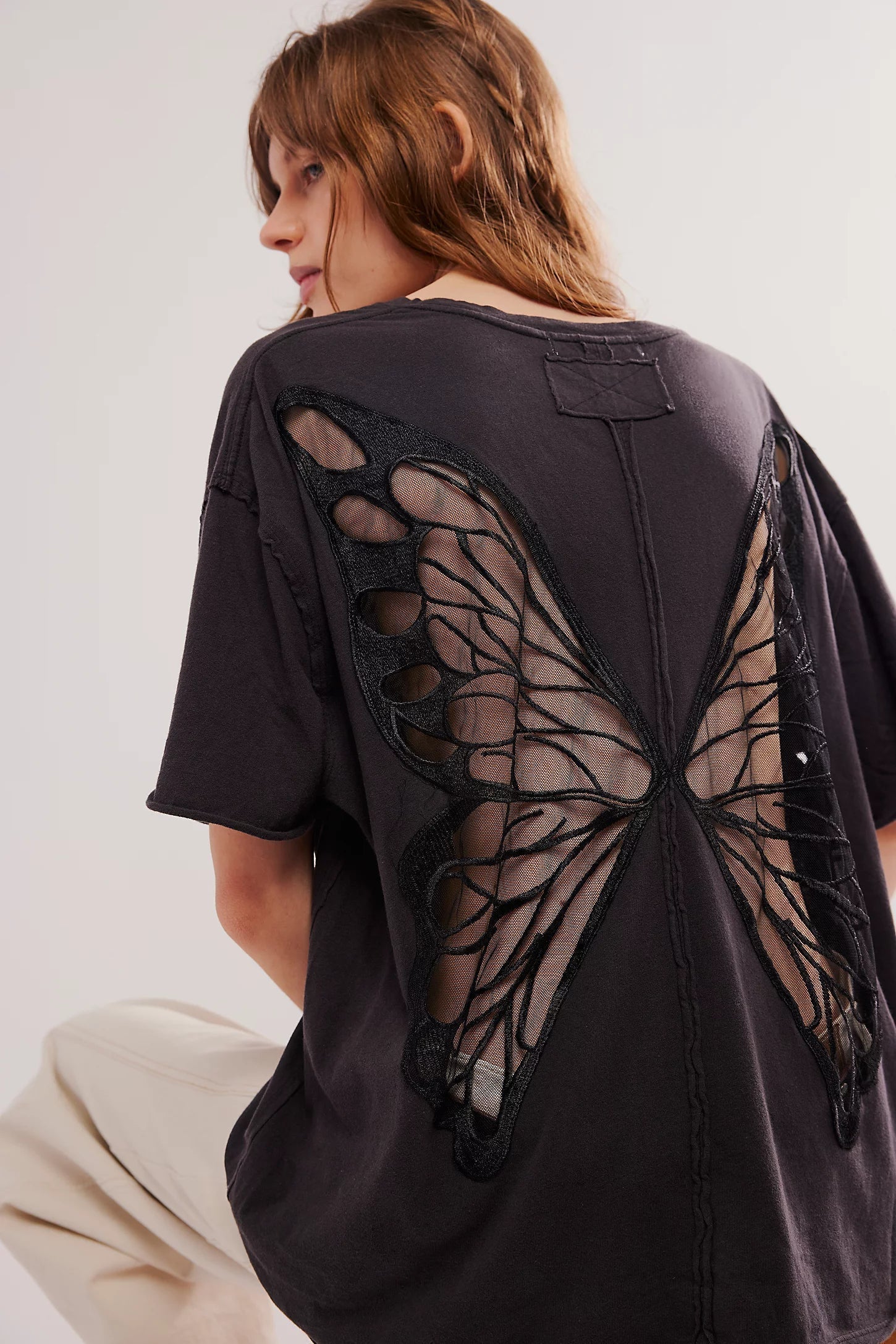 BUTTERFLY TEE