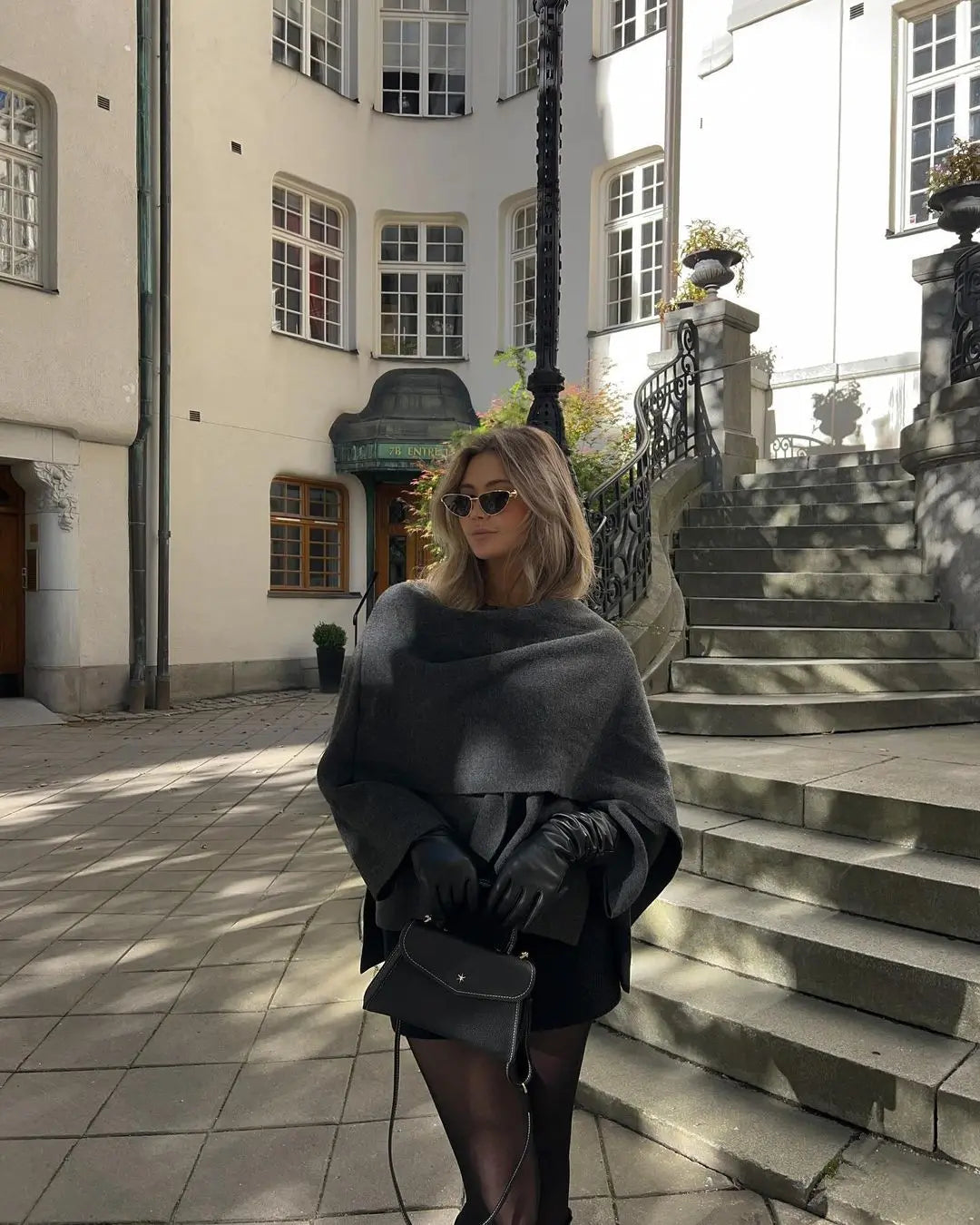 NOUVELLE CAPE COAT